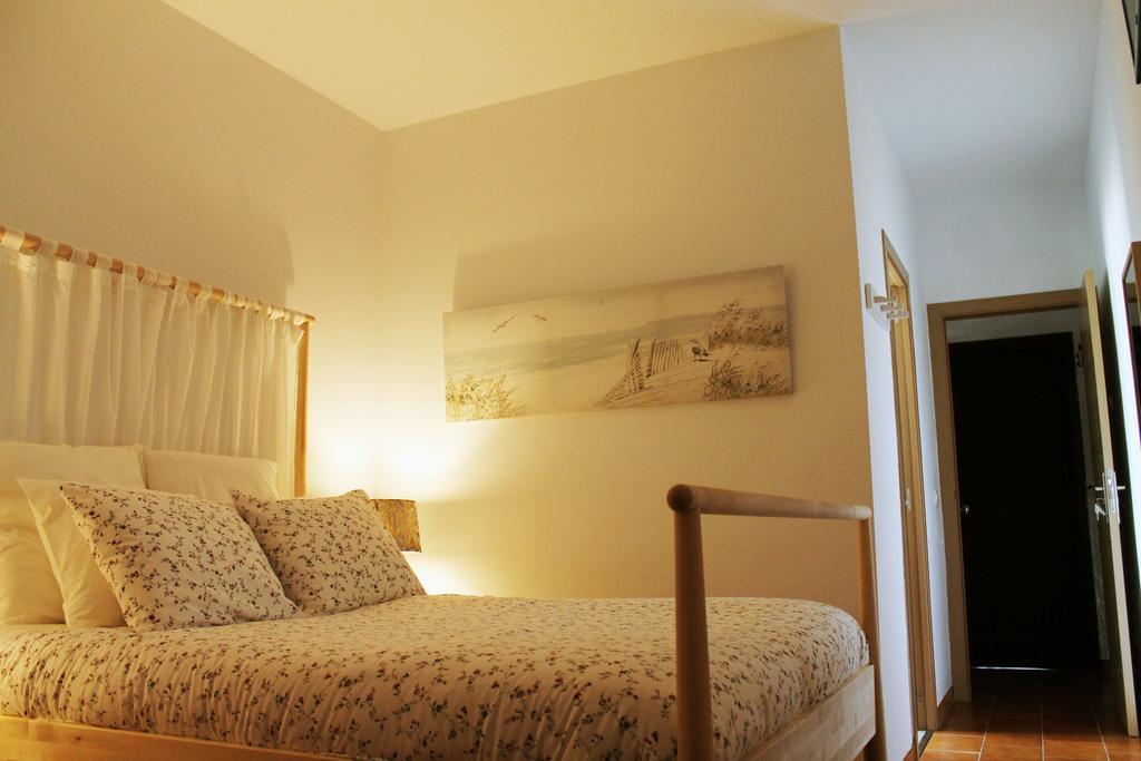 Hostal Montilla Sotogrande Torreguadiaro Exterior photo